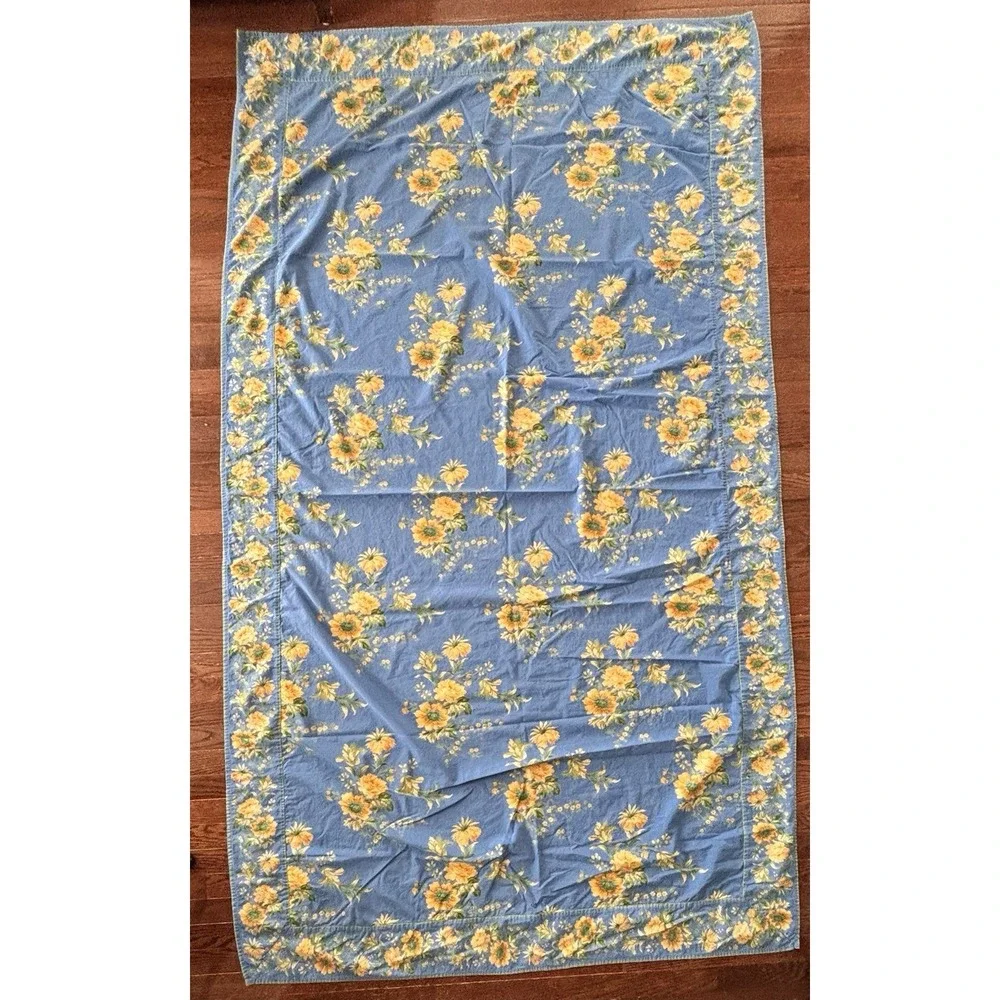 VTG April Cornell 2000‎ Tablecloth 53X96 Classic Cornflower Blue Yellow Floral